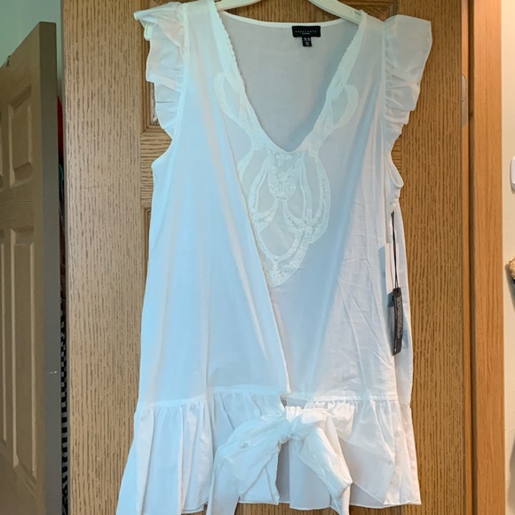 Sanctuary Tops - NWT white sanctuary sleeveless top